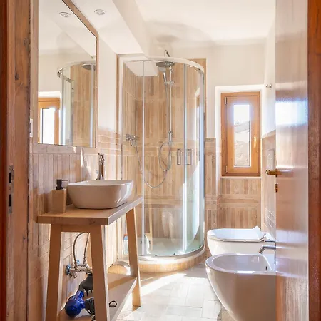 Apartament La Dimora Dell'abramo-la Mansarda Del Maestro *